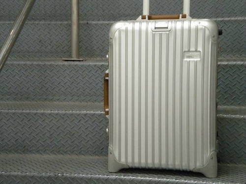 ブランド・ラグジュアリーのキャリーバッグ