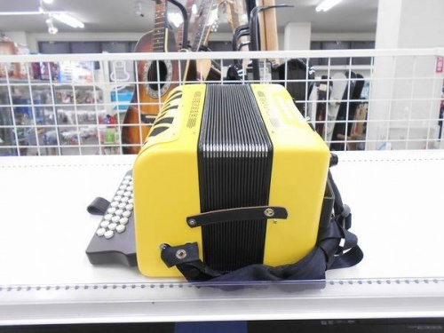 アコーディオンのHohner