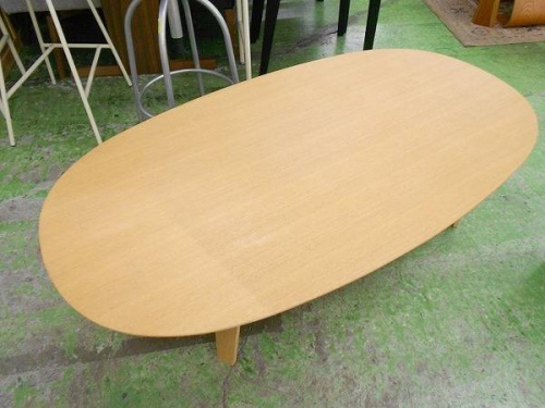 家具・インテリアのテーブル