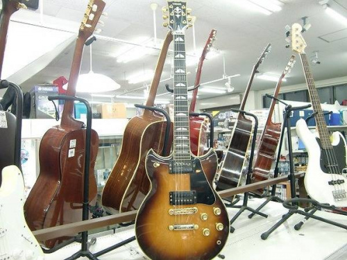 楽器・ホビー雑貨のギター