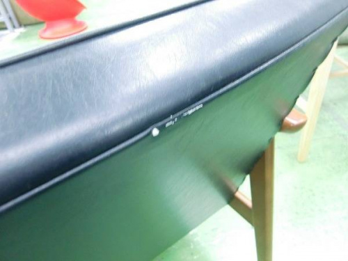 ソファーのカリモク60