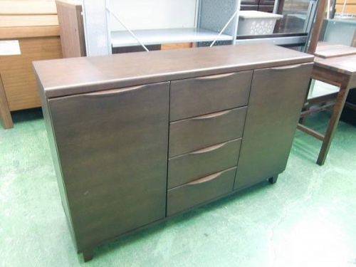 家具・インテリアのテーブル