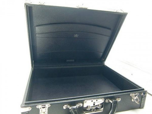 ルイヴィトン（LOUIS VUITTON）のタイガ