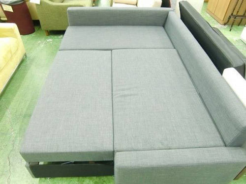 ソファーのIKEA