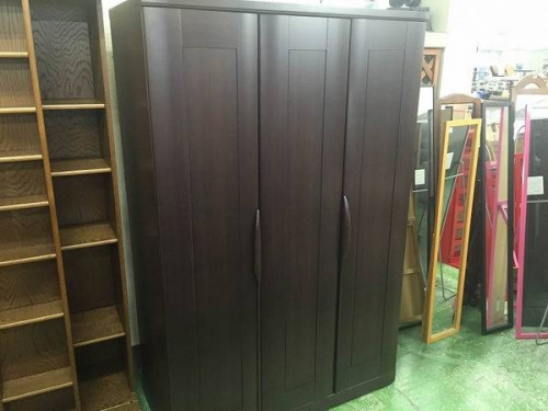 家具・インテリアのワードローブ