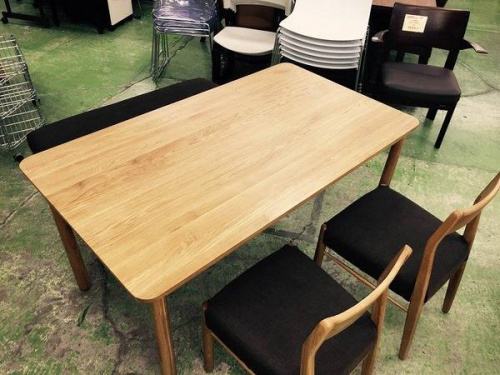 家具・インテリアのデスク