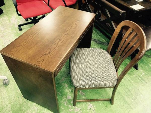 家具・インテリアのデスク