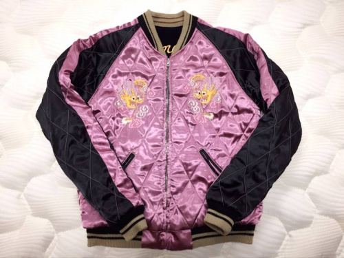 ジャケットのブルゾン
