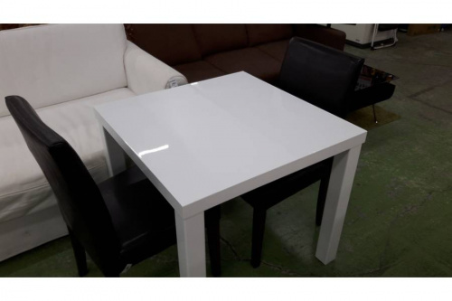 ダイニングセットのホワイト