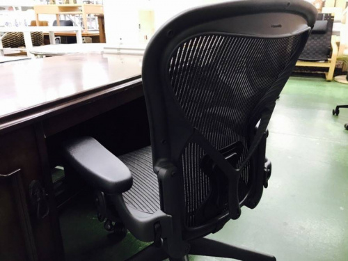 アーロンチェアのHerman Miller