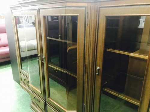 サイドボードのマルニ