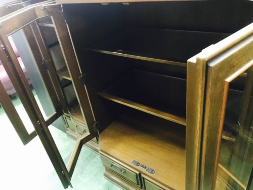 マルニのチェスト