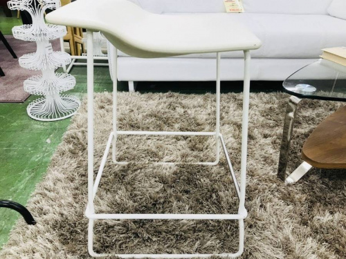 Cassina ixcのスツール
