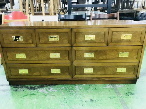 デスクのライティングデスク