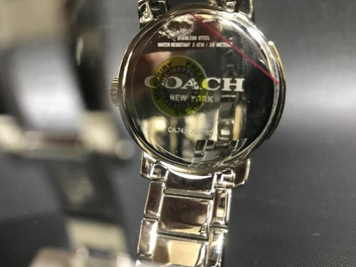 腕時計のコーチ(COACH)