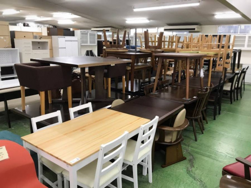 ダイニングセットのダイニング