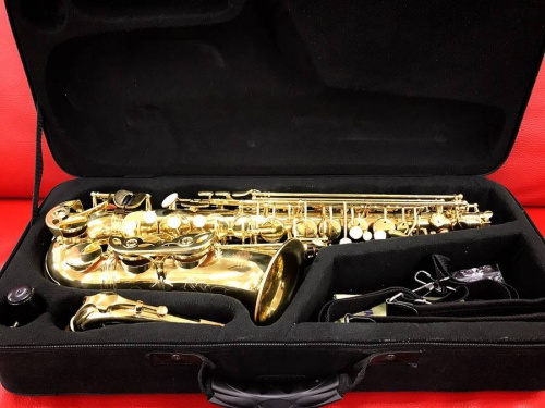 サックスの練馬店楽器