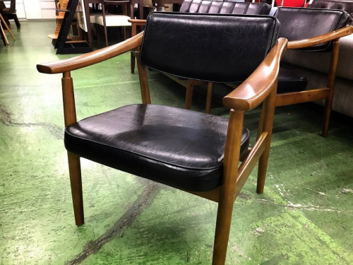 練馬店家具・インテリアのカリモク60