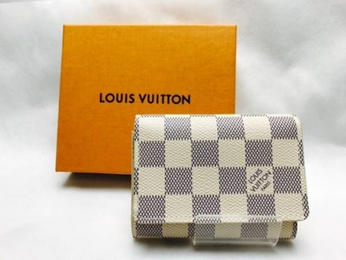 ブランド・ラグジュアリーの財布