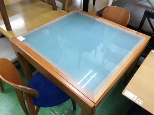 インテリアのダイニング