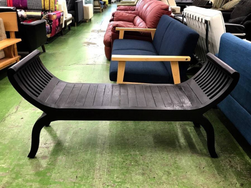 チェアのカルティニチェア