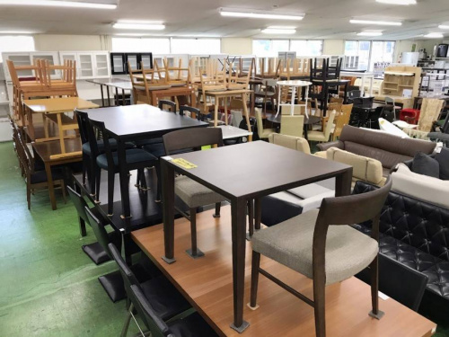 Minottiのダイニング