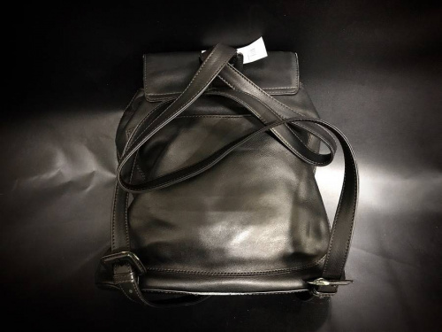 CHANELのレザー