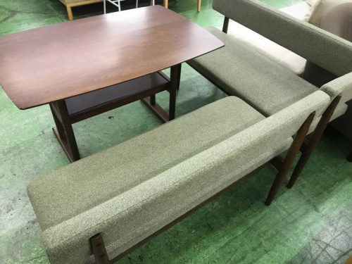 ダイニングセットのダイニング