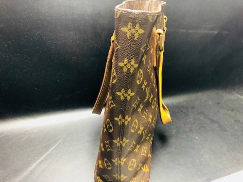ショルダートートバッグのLOUIS VUITTON