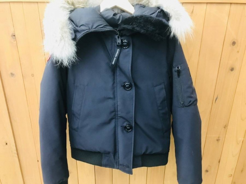 板橋　練馬　中野　池袋　カナダグース　中古　買取のダウンジャケット