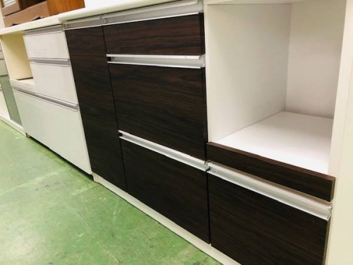 収納家具