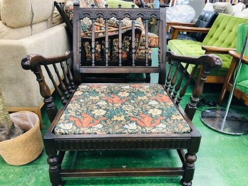 ソファーの生活家具