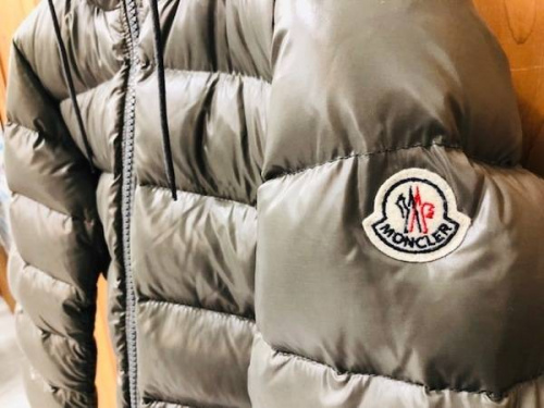 板橋 練馬 中野 池袋 モンクレール 中古 買取のMONCLER