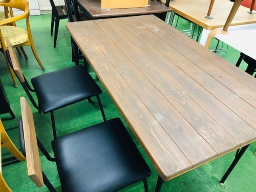 テーブルの板橋　練馬　中野　池袋　中古　買取