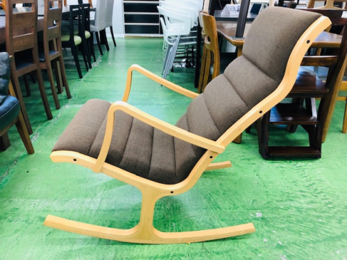 イスの板橋　練馬　中野　池袋 　中古　ロッキングチェア　買取