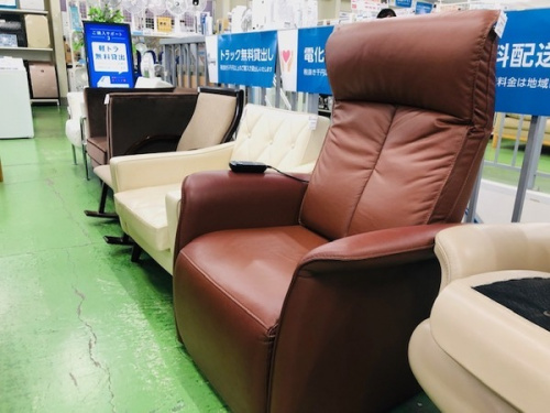 ソファの電動リクライニングソファー