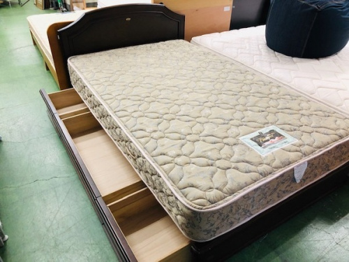 simmons・シモンズの板橋　練馬　中野　池袋　中古家具　買取
