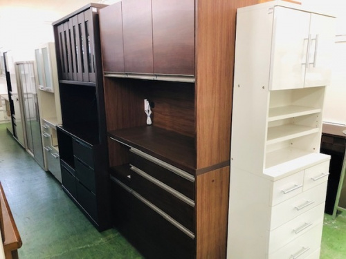 家具のカップボード・食器棚