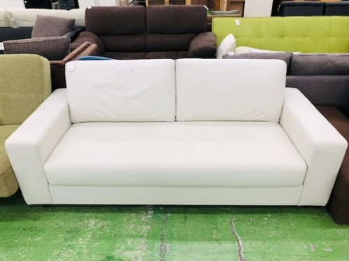 家具のソファ