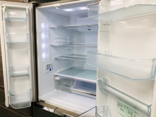 冷蔵庫・6ドア冷蔵庫のファミリータイプ