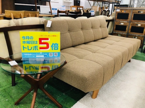 家具のソファ