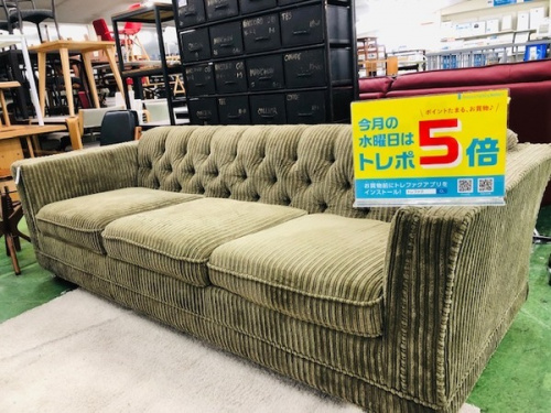 家具のソファ