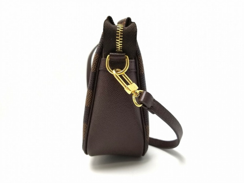 バッグのLOUIS VUITTON・ルイヴィトン