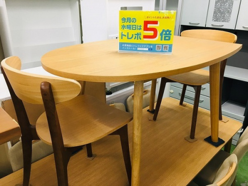 家具のダイニングセット