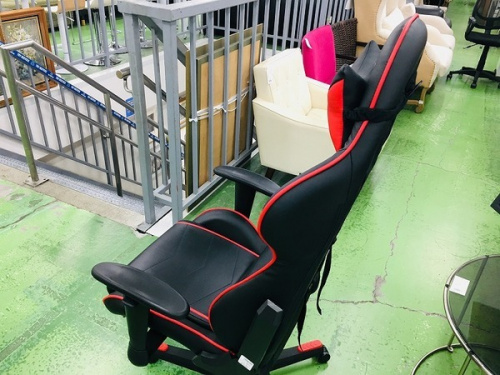 ゲーミングチェアの板橋　練馬　中野　池袋　中古　買取