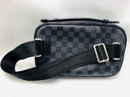バッグのLOUIS VUITTON・ルイヴィトン