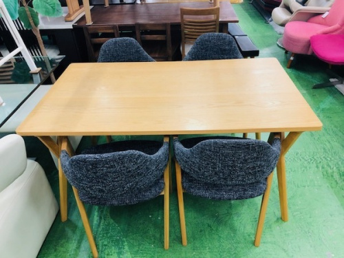 ダイニングテーブルの板橋　練馬　中野　池袋　中古　買取