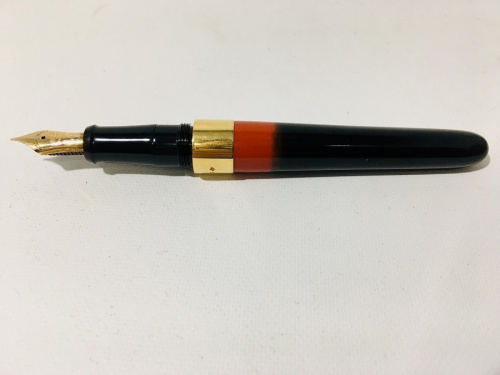 大橋堂万年筆、18K 買取実績】大橋堂の万年筆「J.S.U (18金リング ブラウン)」をお