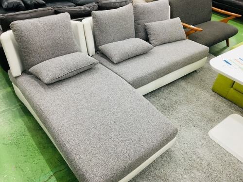 家具のソファー