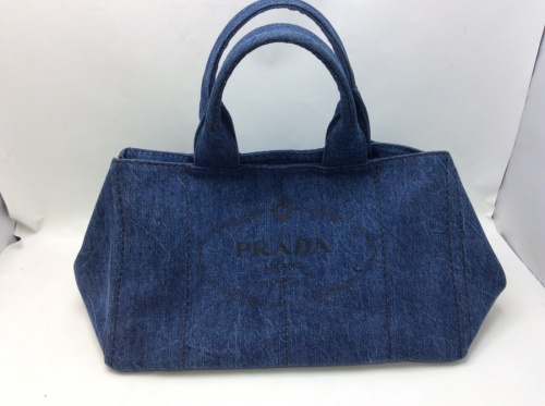 バッグのPRADA・ブラダ